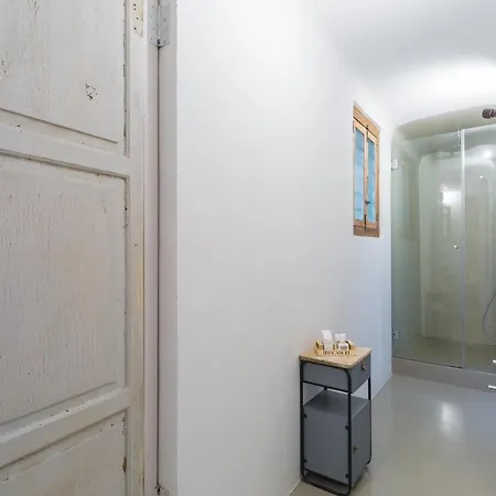 Apartamento Ade Salerno